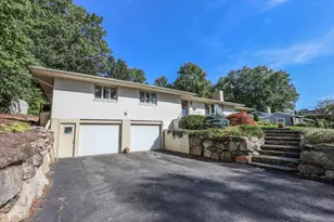 2605 Elm St, Manchester, NH 03104 - Photo 3