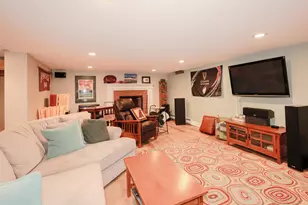 2605 Elm St, Manchester, NH 03104 - Photo 41