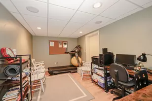 2605 Elm St, Manchester, NH 03104 - Photo 43