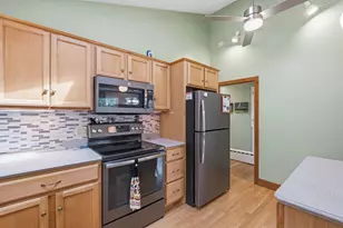 1090 N Main St, Laconia, NH 03246 - Photo 17
