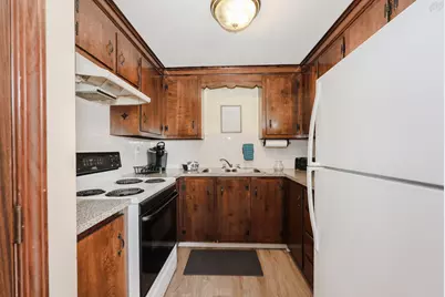 8 Nashua Street, Seabrook, NH 03874 - Photo 5