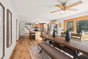 25 Fletcher Dr, Pelham, NH 03076 - Photo 11