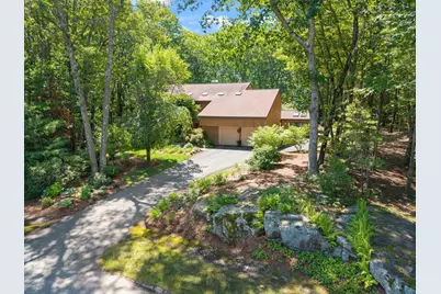 15 Masefield Road, Nashua, NH 03062 - Photo 1