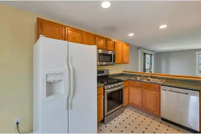 422 Ledgeview Drive, Rochester, NH 03867 - Photo 9