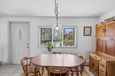 506 Mammoth Road, Londonderry, NH 03053 - Photo 5