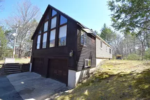 9 Ann Hannagan Ln, Kingston, NH 03848 - Photo 3