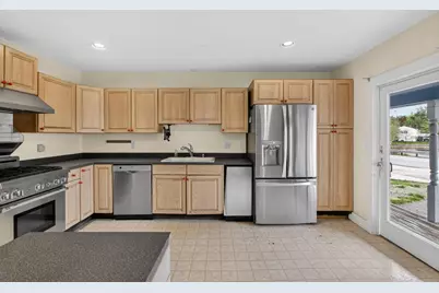 338 N Main Street, Salem, NH 03079 - Photo 13