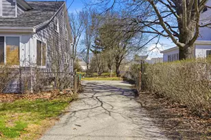 33 Walnut St, Rochester, NH 03867 - Photo 3