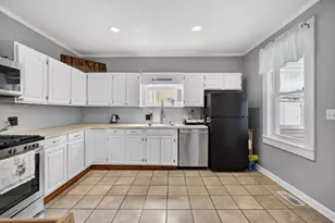 16 Artillery Ln, Nashua, NH 03064 - Photo 7