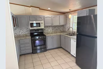 10 Eric Avenue, Nashua, NH 03062 - Photo 7