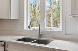 1152 Bridge St, Pelham, NH 03076 - Photo 15