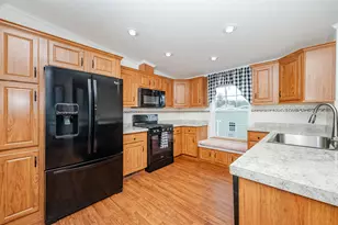 31 Meredith Dr, Hampstead, NH 03841 - Photo 7