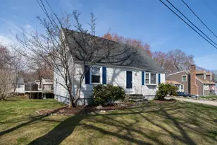 4 Hutchinson Dr, Hampton, NH 03842 - Photo 1