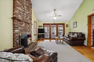 112 Hardy Rd, Londonderry, NH 03053 - Photo 5