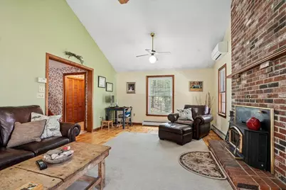 112 Hardy Road, Londonderry, NH 03053 - Photo 3