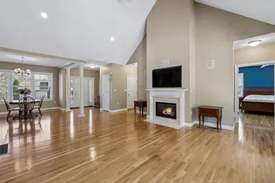 32 White Pine Lane, Manchester, NH 03102 - Photo 7