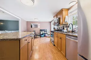 19 Deerwood Dr, Amherst, NH 03031 - Photo 15