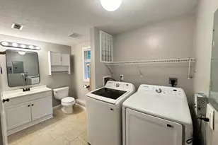 19 Deerwood Dr, Amherst, NH 03031 - Photo 47