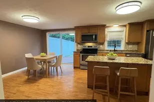 19 Deerwood Dr, Amherst, NH 03031 - Photo 9