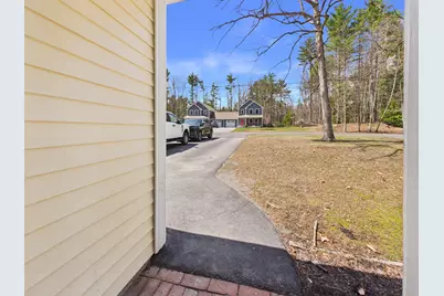 19 Deerwood Drive #B, Amherst, NH 03031 - Photo 5