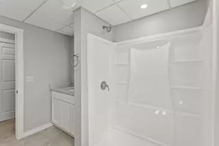 40 Pembroke Rd, Concord, NH 03301 - Photo 31