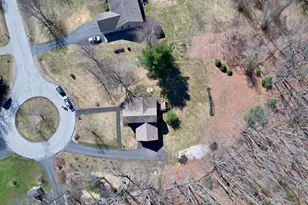9 Roseberry Ln, Kittery, ME 03904 - Photo 5