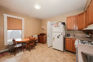 14 Chestnut St, Pittsfield, NH 03263 - Photo 7