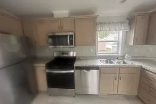 1 Wolf Ln, Somersworth, NH 03878 - Photo 9