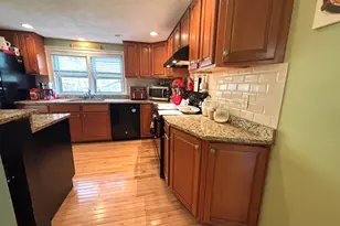 23 Jericho Rd, Pelham, NH 03076 - Photo 7