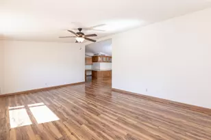 37 Magnolia Ln, Belmont, NH 03220 - Photo 9