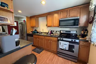 16 W Shore Dr, Raymond, NH 03077 - Photo 3