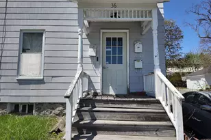 36 Elm St, Derry, NH 03038 - Photo 5
