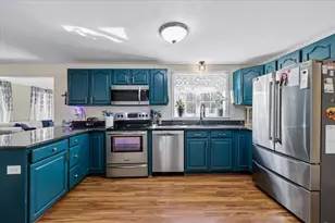 5 Whitetail Ln, Chester, NH 03036 - Photo 11
