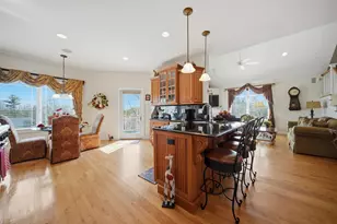 31 Gordon Mountain Rd, Windham, NH 03087 - Photo 9
