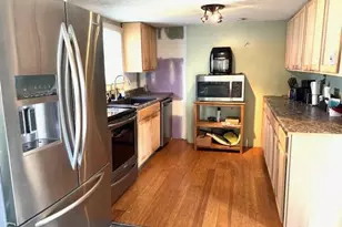 110 Millville Cir, Salem, NH 03079 - Photo 9