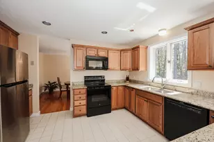 26 Preserve Dr, Nashua, NH 03064 - Photo 9