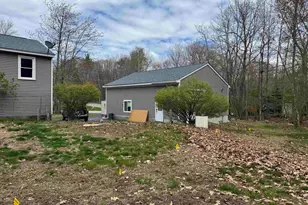 12 Watson Hill Rd, Raymond, NH 03077 - Photo 3