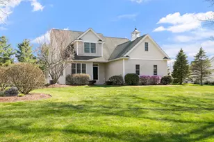 8 Crockett&apos S Way, Stratham, NH 03885 - Photo 3