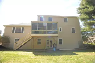 4 Shannon Dr, Stratham, NH 03885 - Photo 7