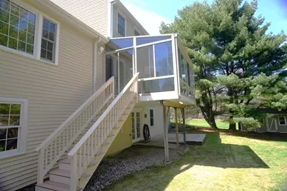4 Shannon Drive, Stratham, NH 03885 - Photo 9