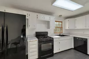 535 Ocean Rd, Portsmouth, NH 03801 - Photo 21