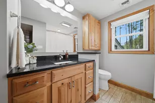 26 Mayflower Dr, Litchfield, NH 03052 - Photo 33