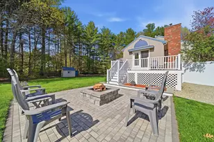 26 Mayflower Dr, Litchfield, NH 03052 - Photo 11