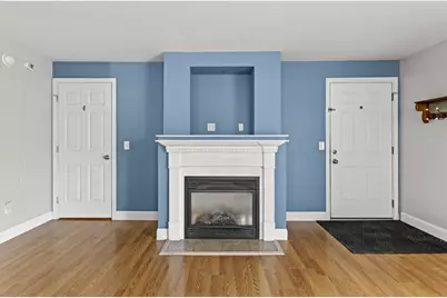 4 Deer Street #13, Tilton, NH 03276 - Photo 3