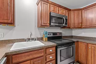 4 Deer St, Tilton, NH 03276 - Photo 11