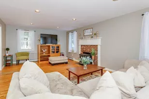 22 Rockrimmon Rd, Danville, NH 03819 - Photo 7
