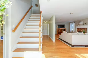 22 Rockrimmon Rd, Danville, NH 03819 - Photo 3