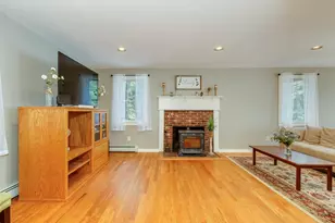 22 Rockrimmon Rd, Danville, NH 03819 - Photo 11