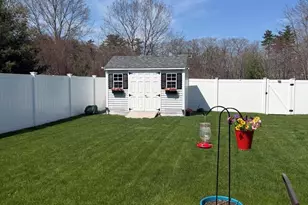 81A Foggs Ln, Seabrook, NH 03874 - Photo 3