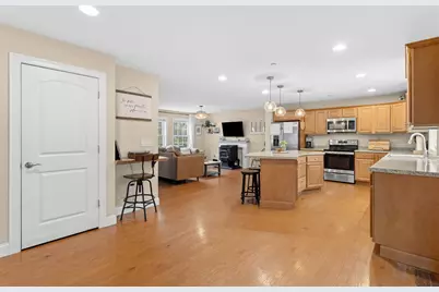 28 Dougherty Lane, New Boston, NH 03070 - Photo 15